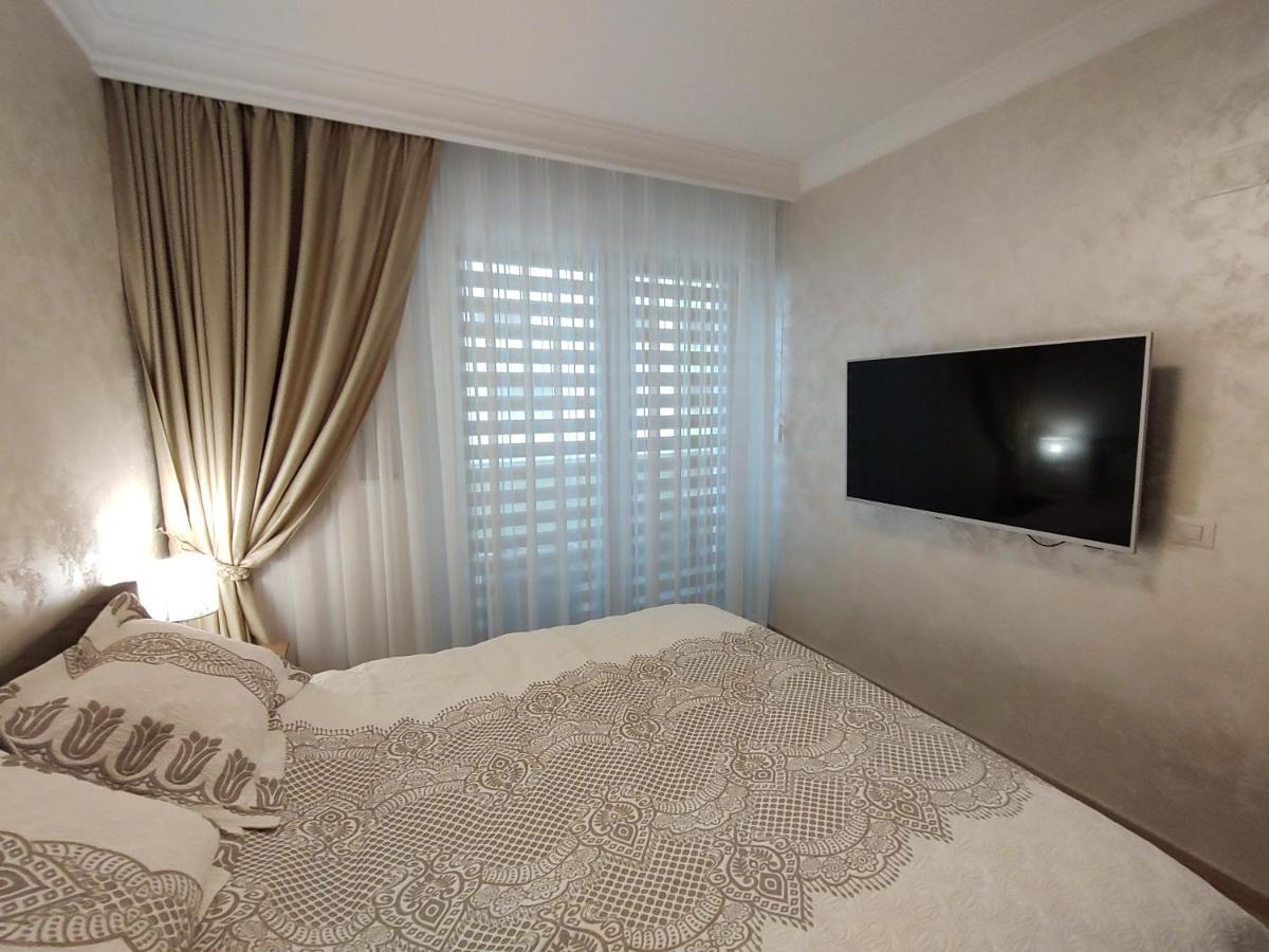 Decebal Premium Confort ไกรโอวา ภายนอก รูปภาพ
